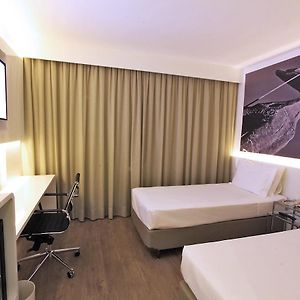 Standard Apartment Twin Beds